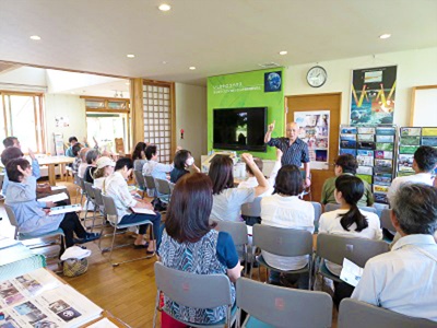 交流コーナー（１階）イベントの様子